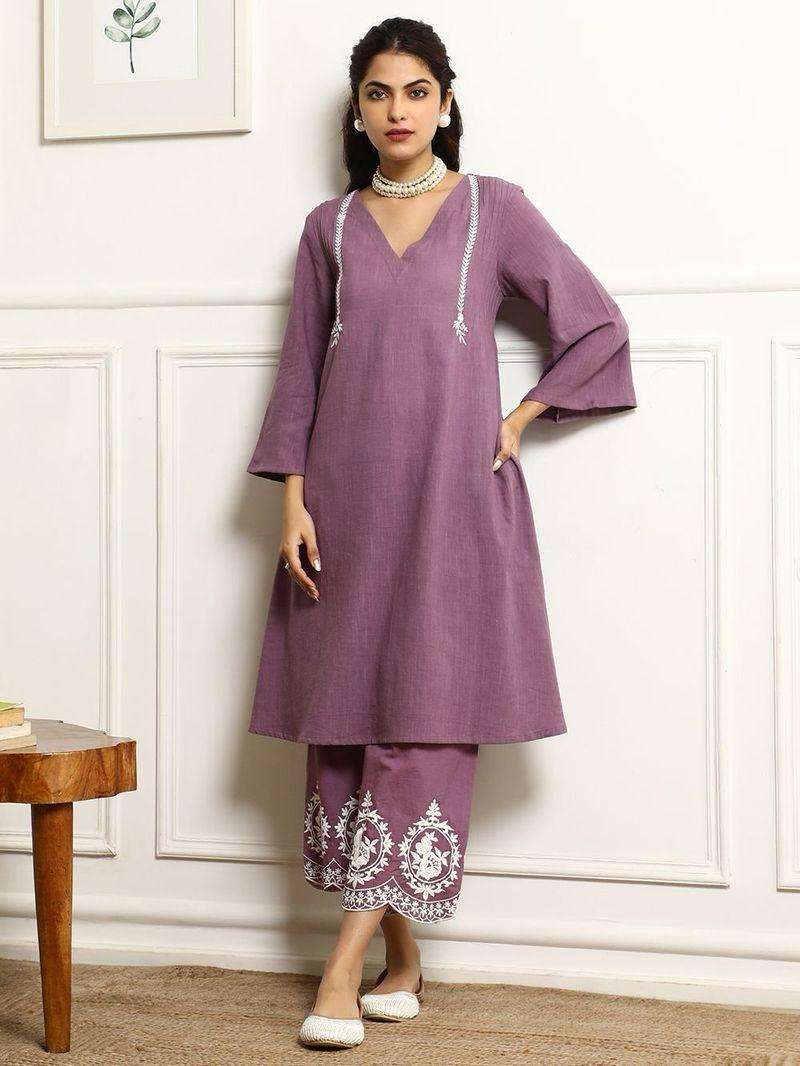 Fresh & Floral ? XXL Cotton Dress with Stunning Embroidery & Prints(M) - Image 3