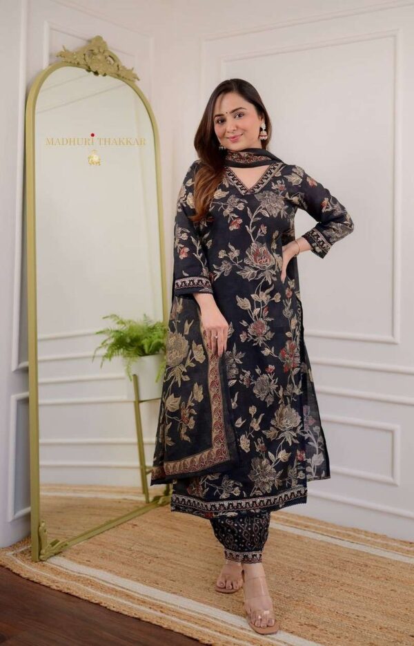 Flawless Florals ? Printex Embroidered Cotton Dress for Daily Style (M) - Image 8